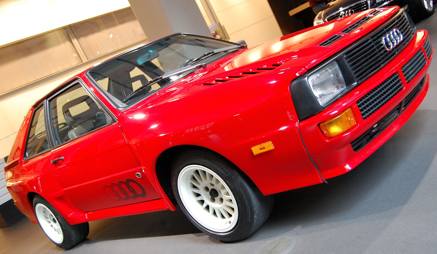 audi_sport_quattro_angle_front_tilt